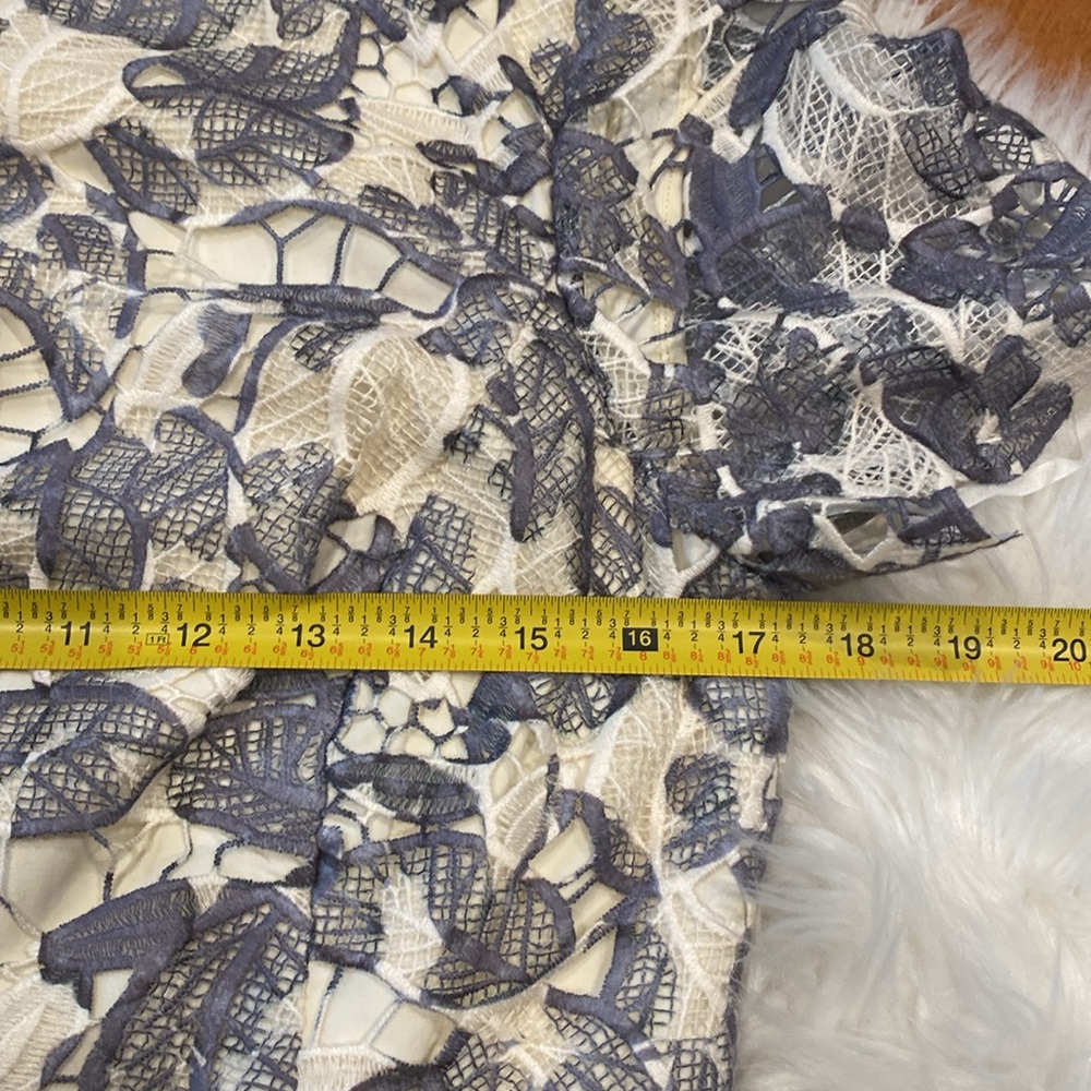 Tory Burch Lacy Summer Dress Moonrise Issy Floral Motif Boat neckline Size 10 - Picture 7 of 15